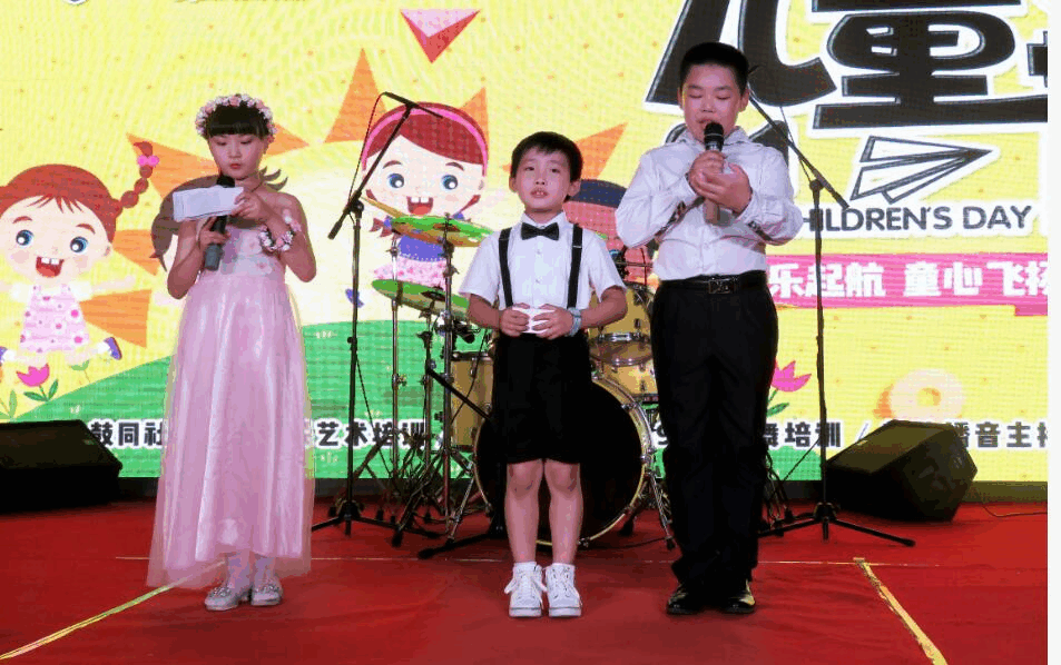 景润中央广场少儿才艺演出圆满成功